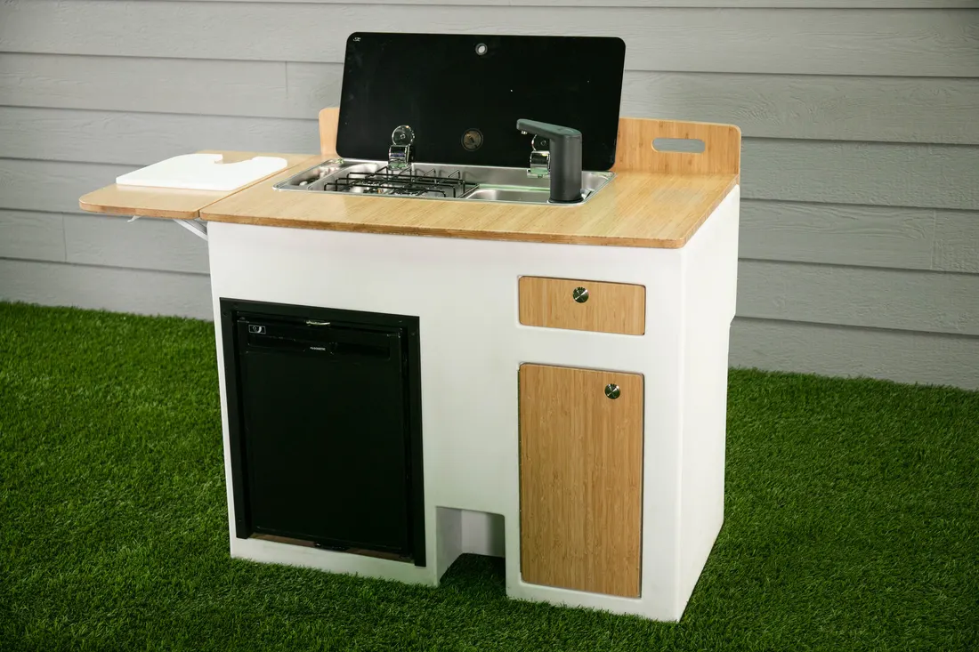 Adaptiv® kitchenette component with side wings open