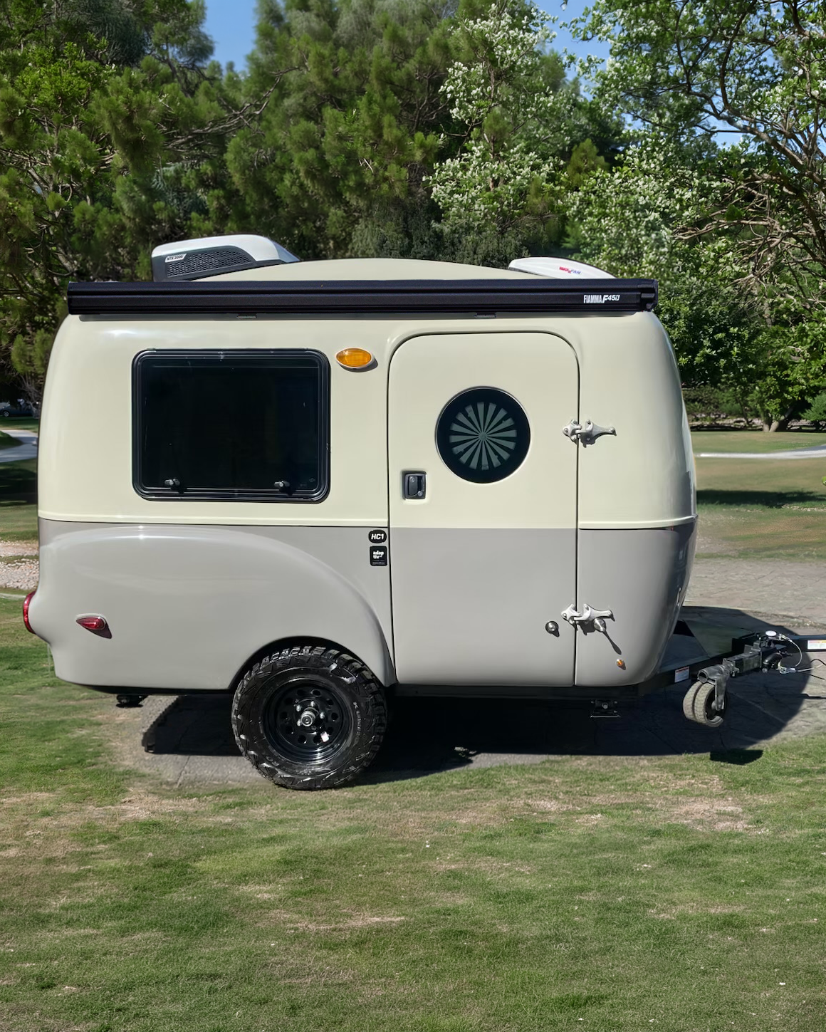 HC1 Adventure Off-Grid