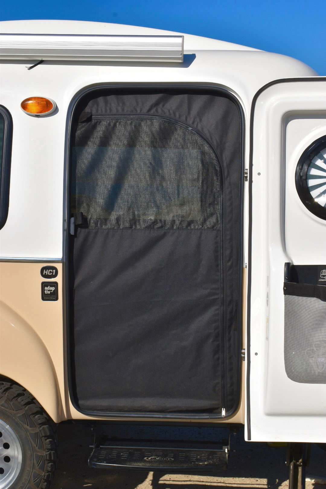 Side Door Privacy Screen