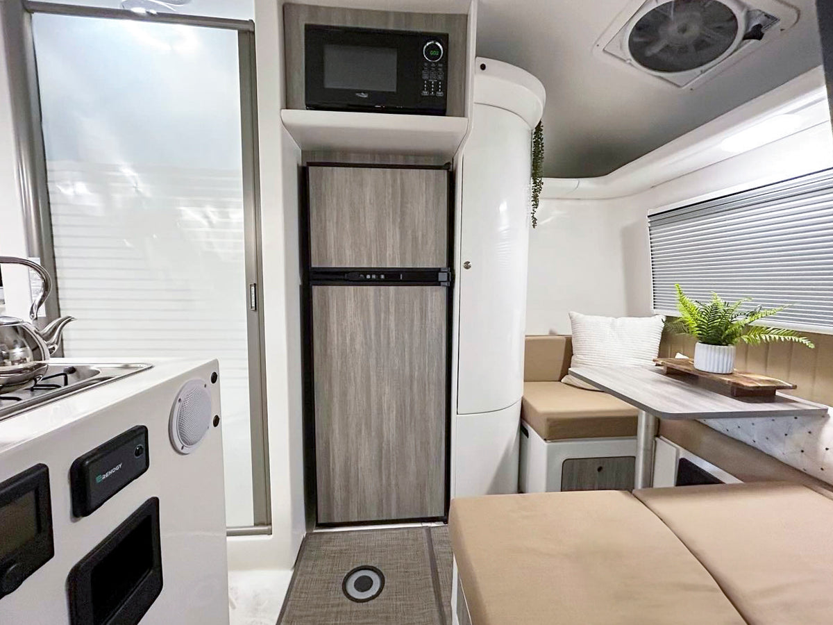 Traveler interior and built-in kitchenette