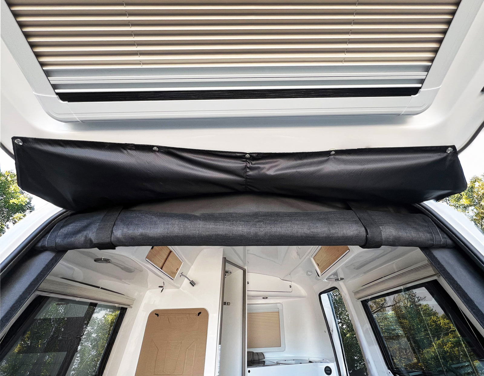 Rainguard for the Rear Hatch