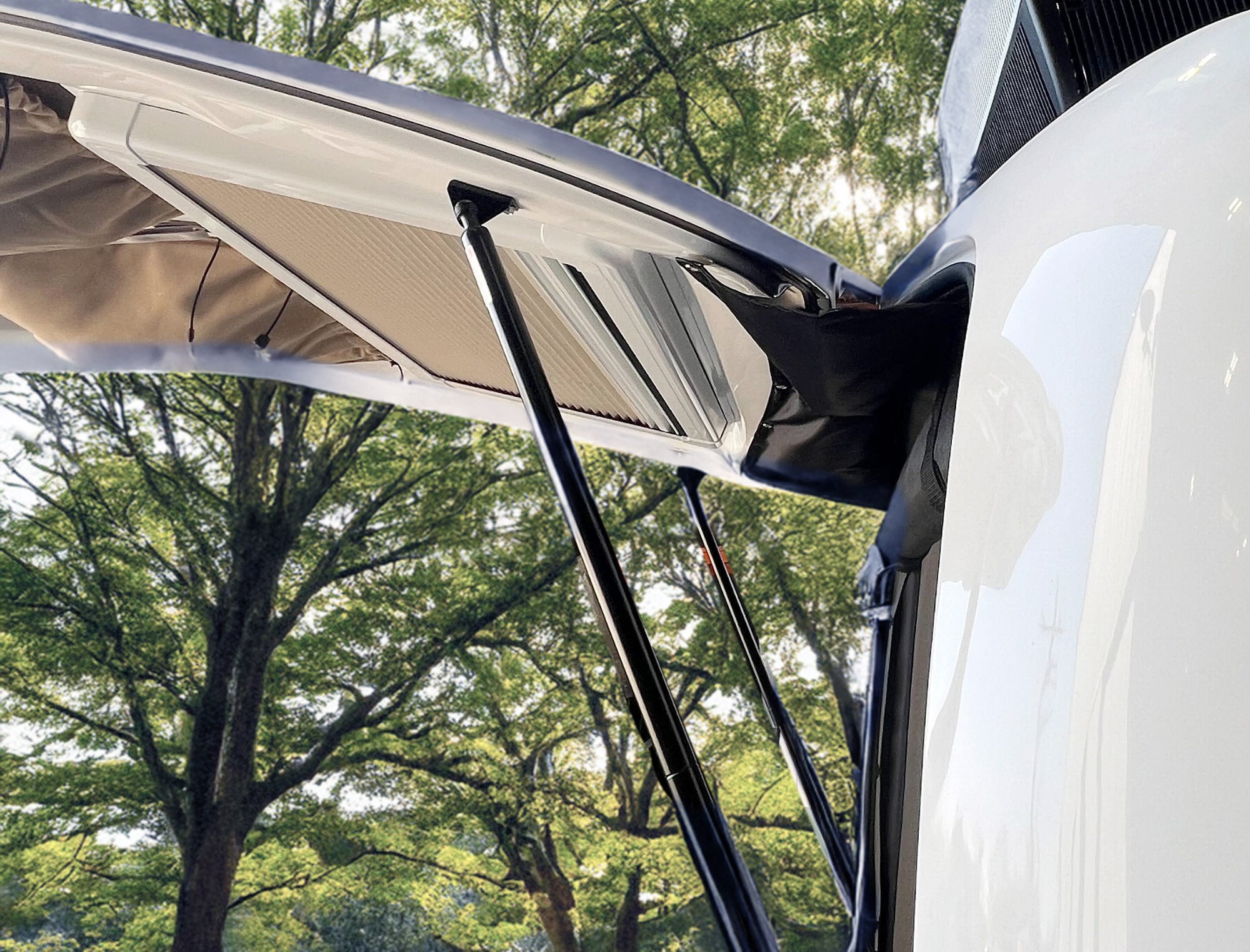 Rainguard for the Rear Hatch
